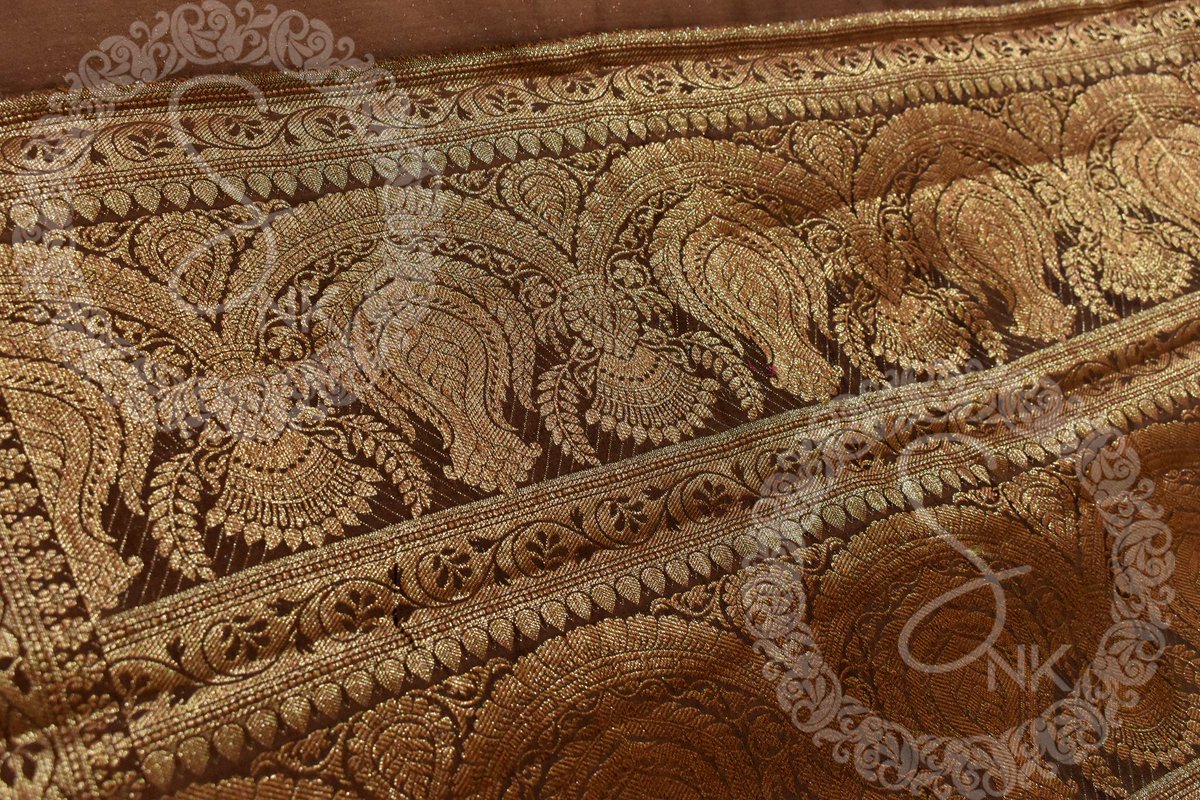 SBS88484229's tweet photo. 🤍🤍 Pure Chiniya Silk with Meena kari work🧡🧡

📌 To place order ~ please WhatsApp @ 8617799715

Free shipping across India

#studionakshikantha 
#sareelove 
https://t.co/LAeEp0Cmjr https://t.co/TK85MW4u1F