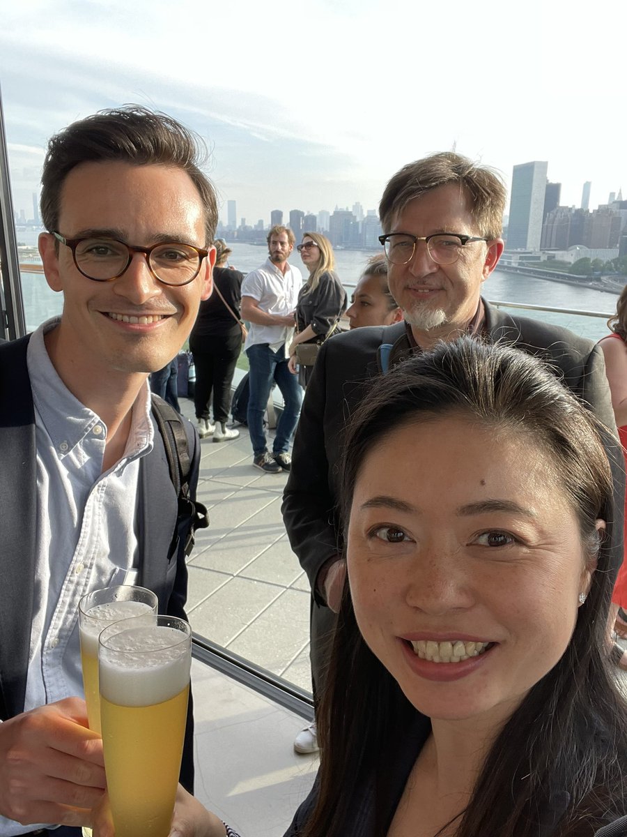 Shuyi_'s tweet photo. Happy hour post conference  #las2022 https://t.co/lzoZWLTInH