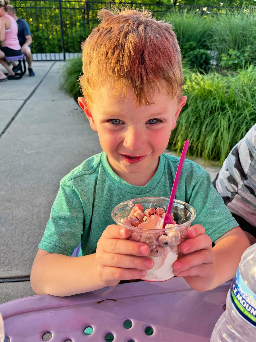 After a long day at the The Timbers of Eureka pool or Six Flags St. Louis, stop in at Spooner's Frozen Custard here in #EurekaMO!  #summervibes

Local community spotlights are sponsored by the Josh Kahn and Katie Busk Real Estate Team.