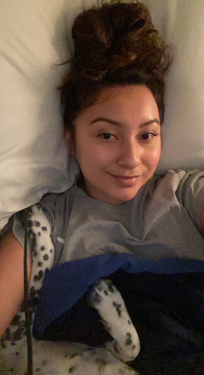 gisellemarrquez's tweet photo. Cozyyy https://t.co/hBxvYmKZt8