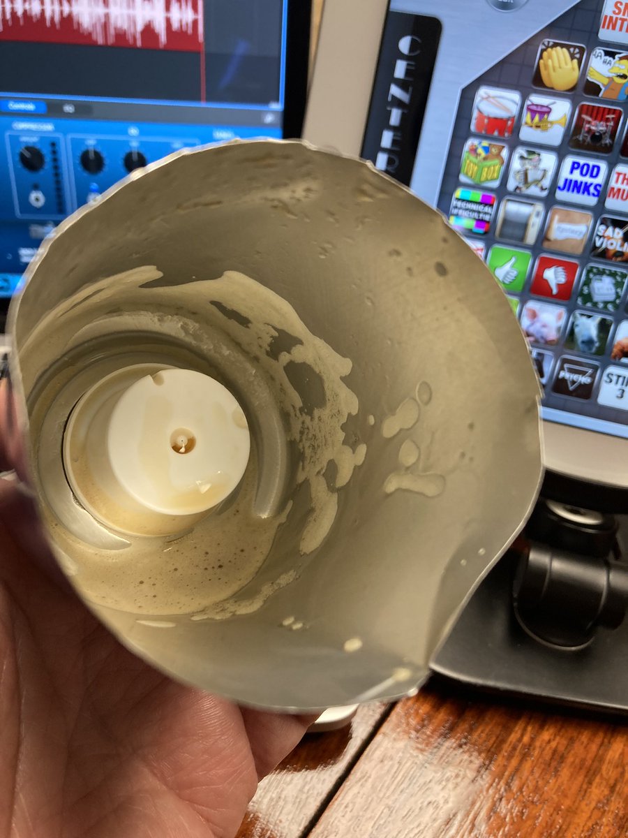 Moc5__'s tweet photo. Ever wonder what’s at the bottom of your @pepsi #nitro can? #pepsinitro
@rosshayes @JeffyJFR https://t.co/sS1uhIGVwr