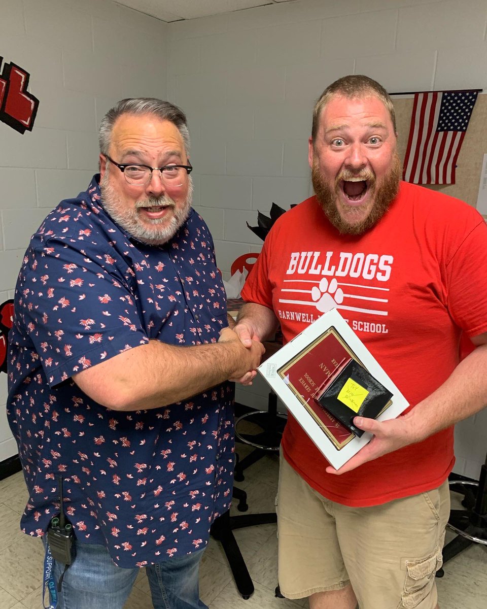 Erin Thurston tweet media