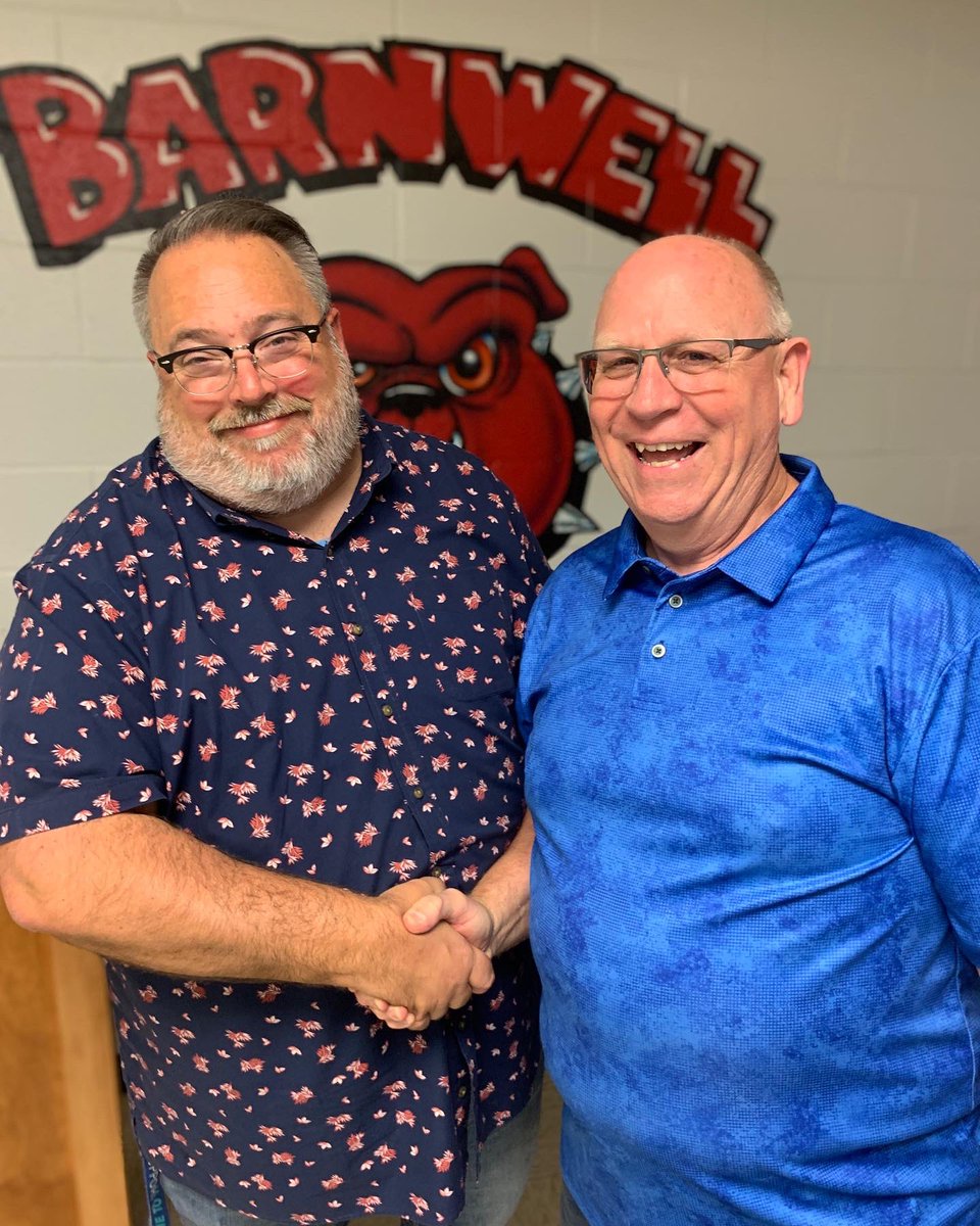 Erin Thurston tweet media