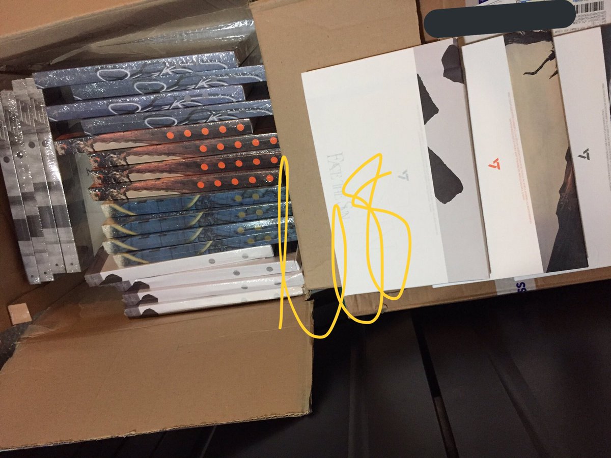 wonuist96's tweet photo. #wonuistupdate
✨Arrival of SEVENTEEN FACE THE SUN ALBUM (1st Batch)
✨ Some of albums are dented due to wv poor packaging and will give the albums randomly🙏🏻
✨ Will dropped off all the parcels and give the tracking no to buyers by tomorrow 💘 https://t.co/DxkDAsJ1M6