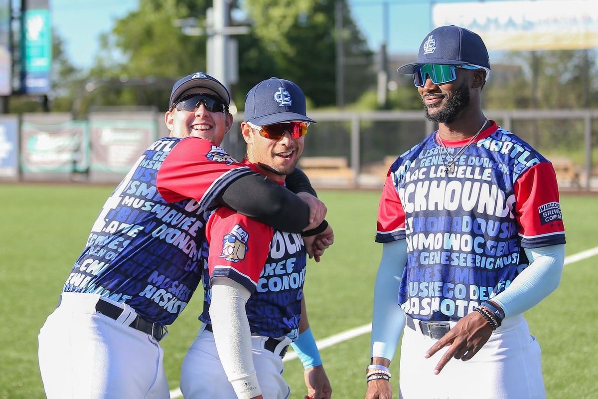 DockHounds's tweet photo. These Wisconsin Weekend jerseys are clean 🧼 

#Ready2Rally | #WisconsinWeekend https://t.co/IrHc6knKOI