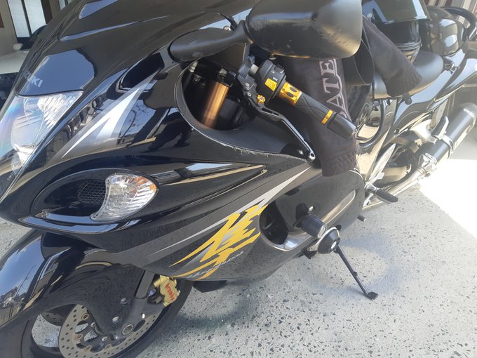 納車4年目にして初カウル慣らしは草 