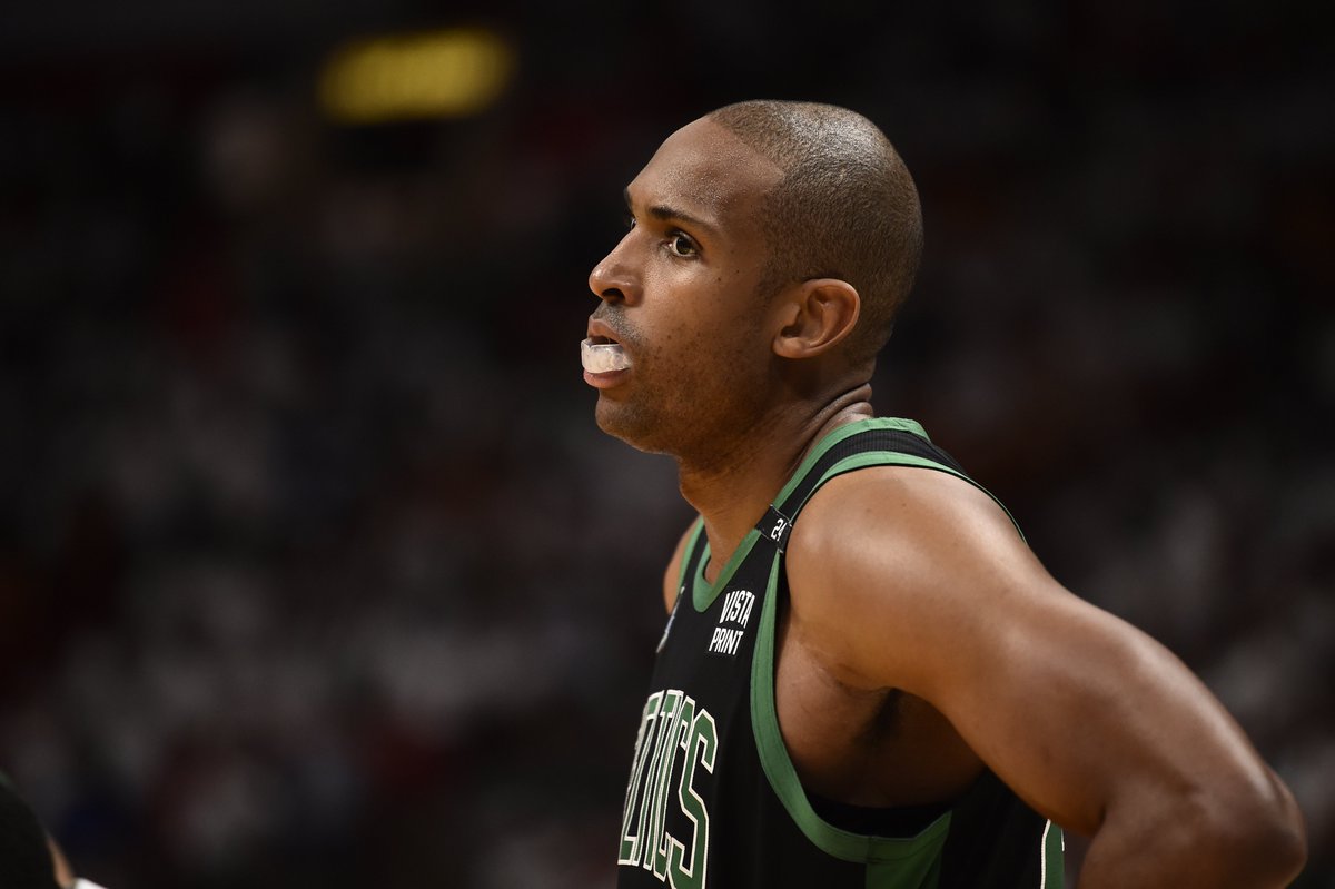 Al Horford y su impacto en estos #NBAPlayoffs 

— El que más tiros contesta ✅
— El que más bajo TC% permite ✅
— 2° en 3P% en #NBAPlayoffs ✅
— 2° más eficiente en el 4C ✅
— Único con 50% en TC y 40% en 3P ✅