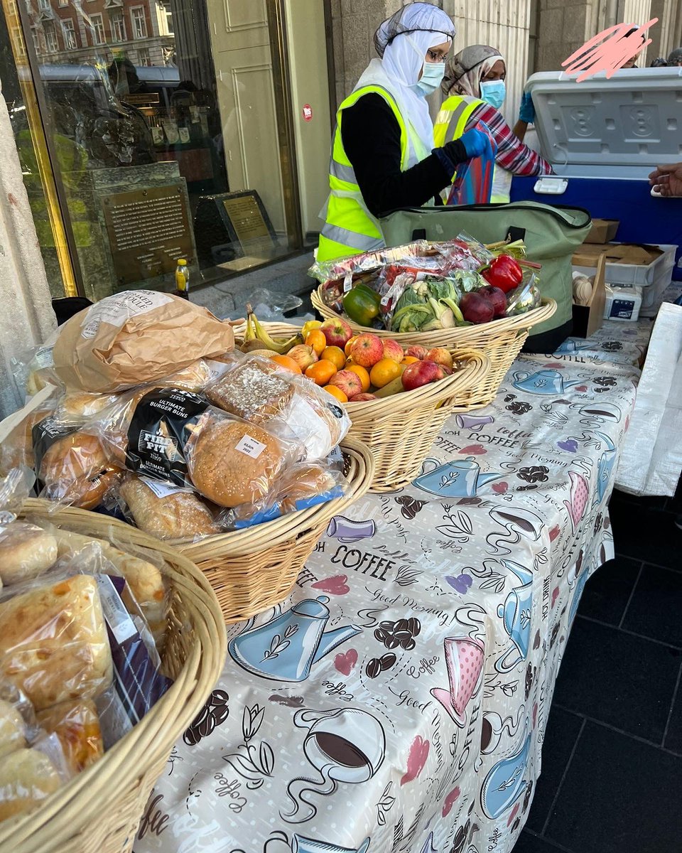 Msoe_Dublin's tweet photo. Some evenings are so tough at the soup run that it’s hard to put it down in words. 340 meals today &amp; lots of other food items. We are in need of a bigger van as we have had to leave behind stuff that could have gone to those in need due to lack of space. Please help if you can! https://t.co/tLHNXspu2p