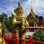 Image for the Tweet beginning: #MyThailandBucketList
Wat Pho Thong resplendent in
