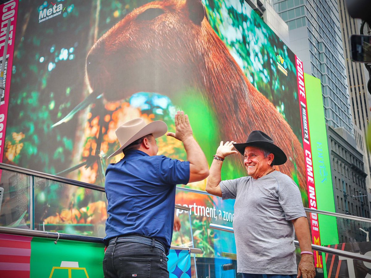 El Llano es cultura, tradiciones, pero también turismo. Hoy fuimos protagonistas en las pantallas del Times Square en Nueva York y ante medios internacionales. Seguimos invitando al mundo a conocer y disfrutar las maravillas turísticas de nuestra tierra. #JoropoSinFronteras