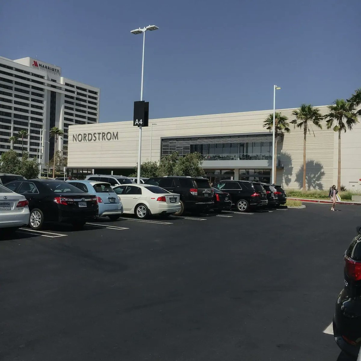 Here's a Sneak Peek Of The Nordstrom Anniversary Sale 2022: Dates &amp; Info -&gt; bit.ly/3xfCO7G #nsale #nordstrom