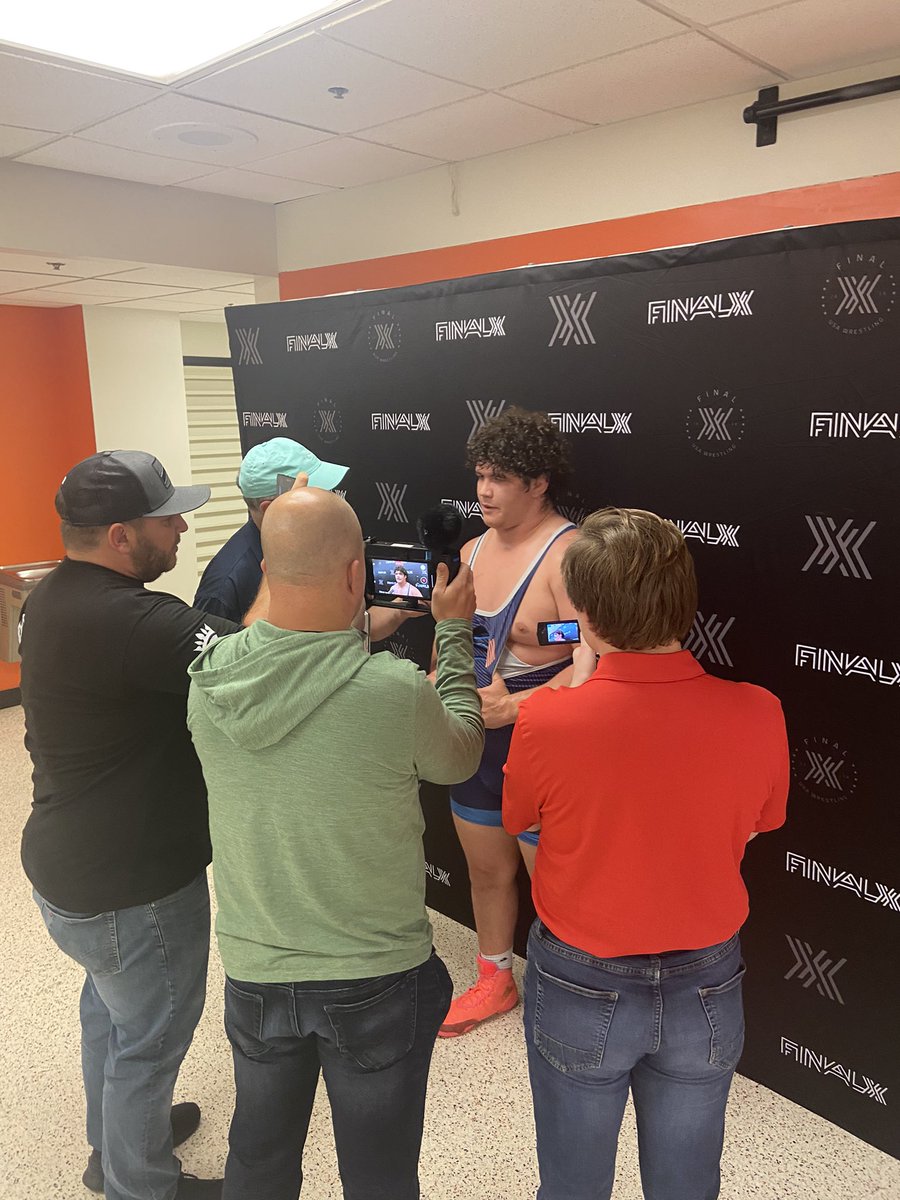 GoldBearUSA's tweet photo. Freaking stud! 2022 world team! @TheCohlTrain https://t.co/gDZGpyFhSh