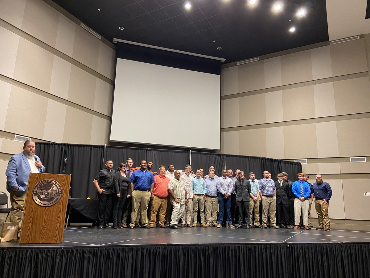 Congratulations to the <a href="/136Ibew/">IBEW Local 136</a> apprenticeship graduating class of 2022! It was an honor to watch each of you cross the stage and receive your well-earned certificates. <a href="/AOA_Works/">Alabama Office of Apprenticeship</a> is proud to support you and the IBEW JATC.