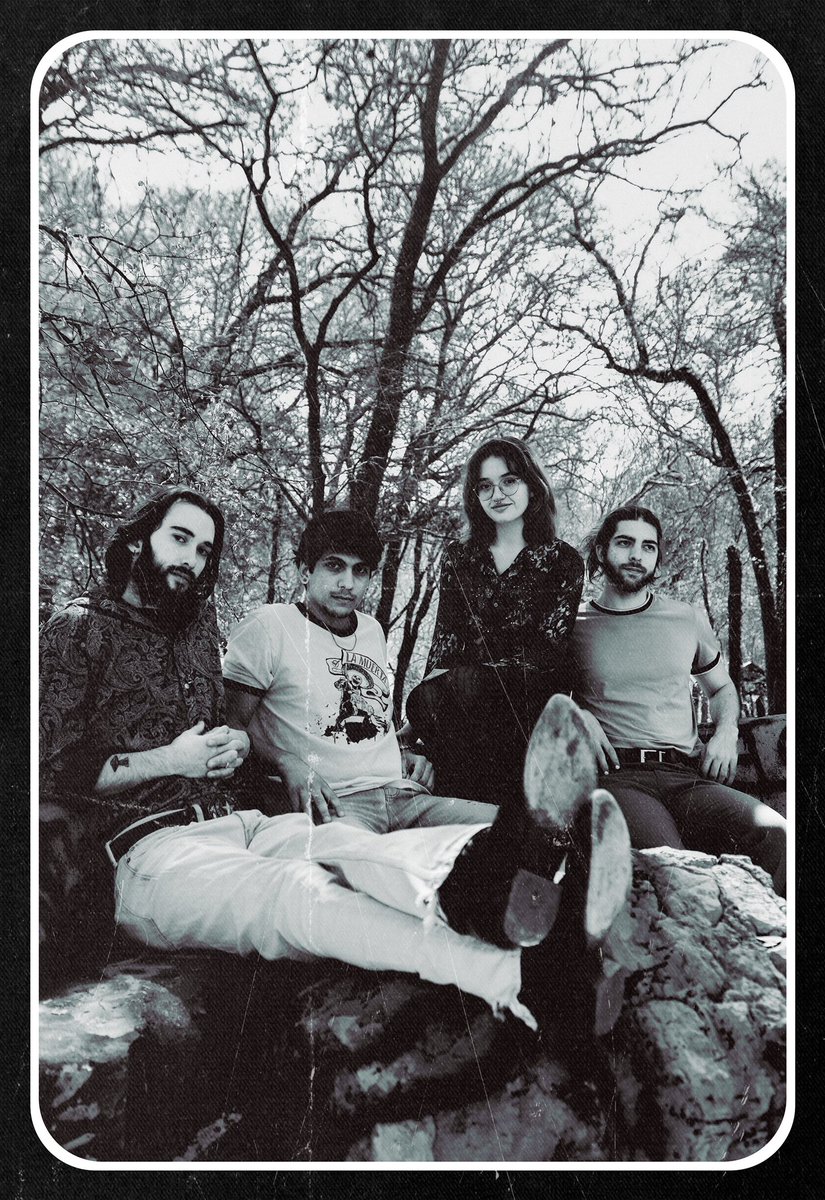 NHStrangers's tweet image. 🌹🕷