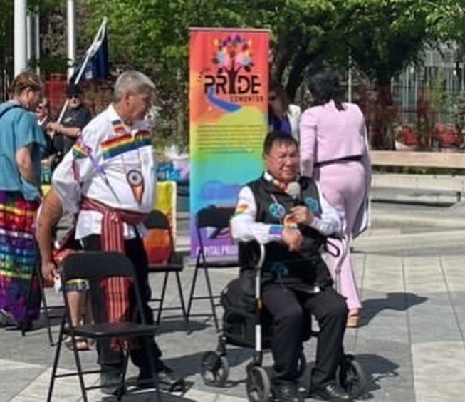 Hiy Hiy to all those who came out to the launch of <a href="/CapitalPrideYEG/">Capital Pride Edmonton</a> month of Pride! So great to be with so many great folks and to see my fellow two-spirt kin! Loved it! Thanks for inviting me to say a few words! 🏳️‍🌈🏳️‍⚧️✊🏽🧡💪🏽
