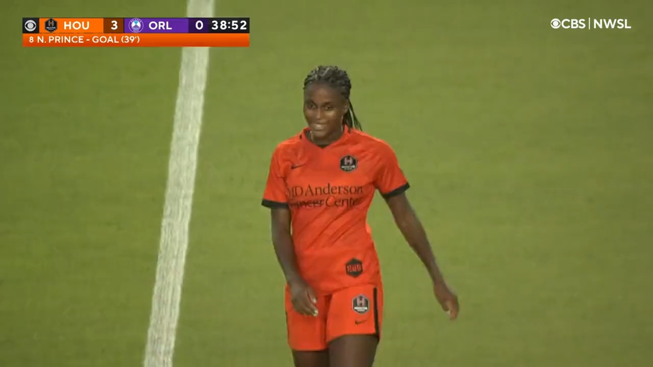 Finishing the first half strong with a @nichelleprince7 goal 🔥!

#HOUvORL | #AllTheAction”