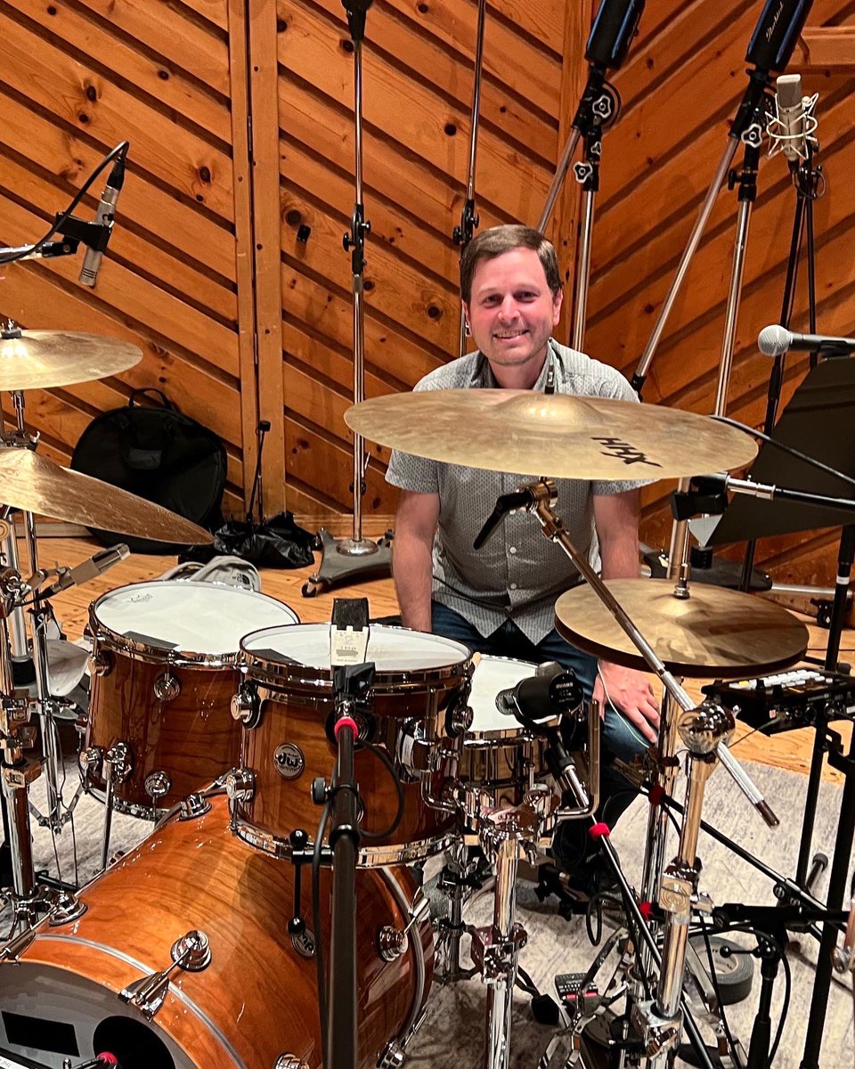 SmdrumsSean's tweet photo. Felt lucky to have sessions at both Power Station and DiMenna on the same day!  @dwdrums @SABIAN_Cymbals @EvansDrumheads @vicfirth https://t.co/eKy8mrdUlZ