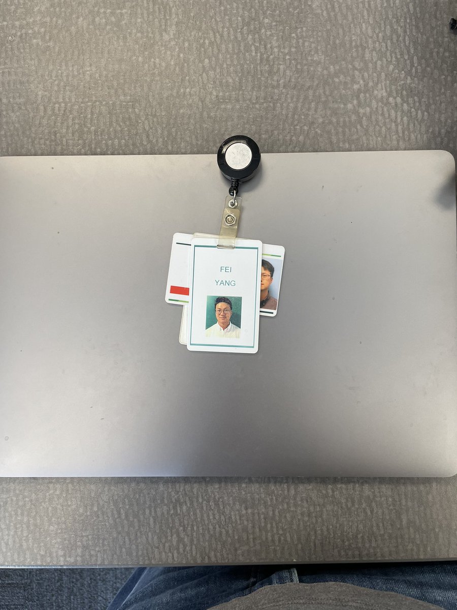 klxfeiyang's tweet photo. Last day at VMware. 

After more than 4 years, I’m incredibly grateful to be part of the amazing #kubernetes ecosystem.  Will leave with many fond memories working with and learning from so many incredible people.

Proud to be #expivot and #exvmware.  On to the next challenge. https://t.co/z0THj9JZk4