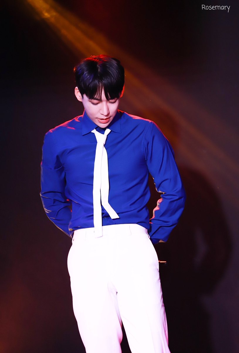 akkicw's tweet photo. 2205015
💜AWEEK PREMIUM LIVE in TOKYO 2022💜
말해뭐해 🎶🎤
#chawon #차원  #チャウォン  #김원
#aweek #어위크
@AWEEK_Official https://t.co/upvvmBk9dN
