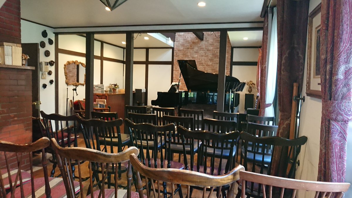 moonxneo's tweet photo. Studio26なう。
久しぶりに聴く聖純さんのフルート。
楽しみ🎶
#推し
#studio26
#フルート
#高橋聖純 https://t.co/U6Ontil7QF