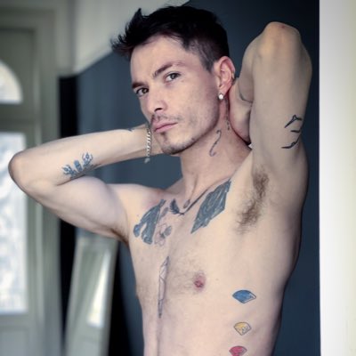 #NuevaFotoDePerfil Pic by @GdeldiabloXxxx  ? https://t.co/DjhfTiRWJf