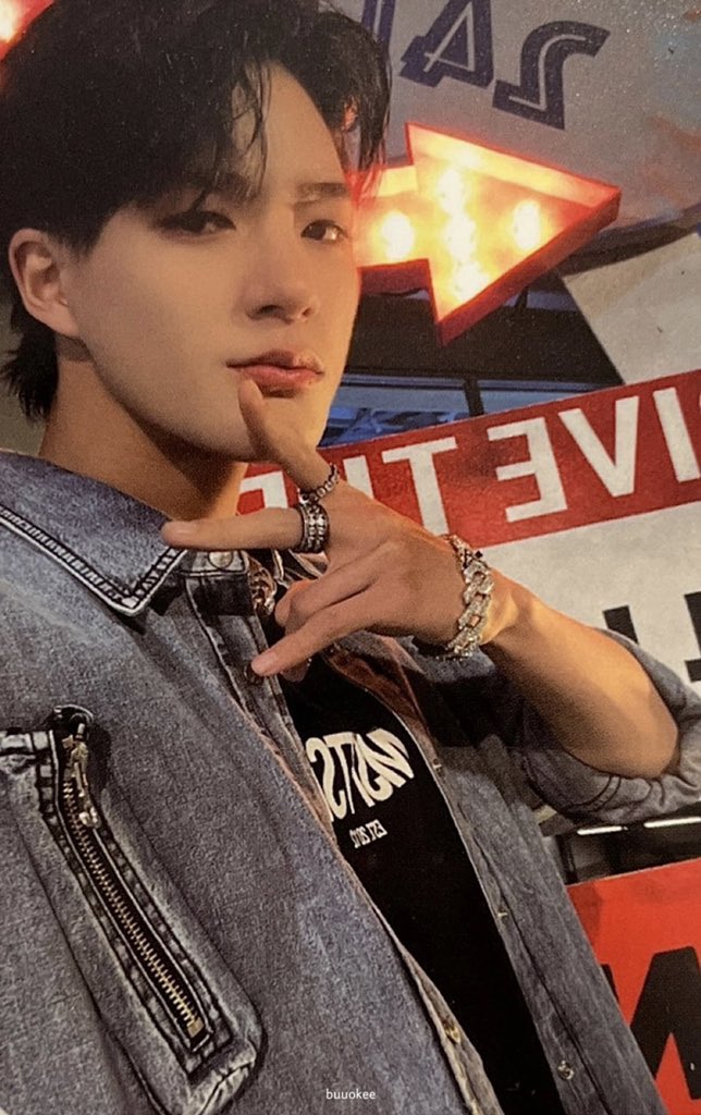 𝕁✨ tweet media