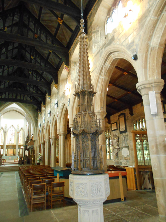 SarahBlick3's tweet photo. #FontsOnFriday Twin C16 #FontCovers Bradford Cathedral &amp; Halifax Minster. Halifax retains more original details. Both over-the-top elaborate tracery, nodding ogees, intricate foliage, &amp; more. https://t.co/WIX2kRwf5y