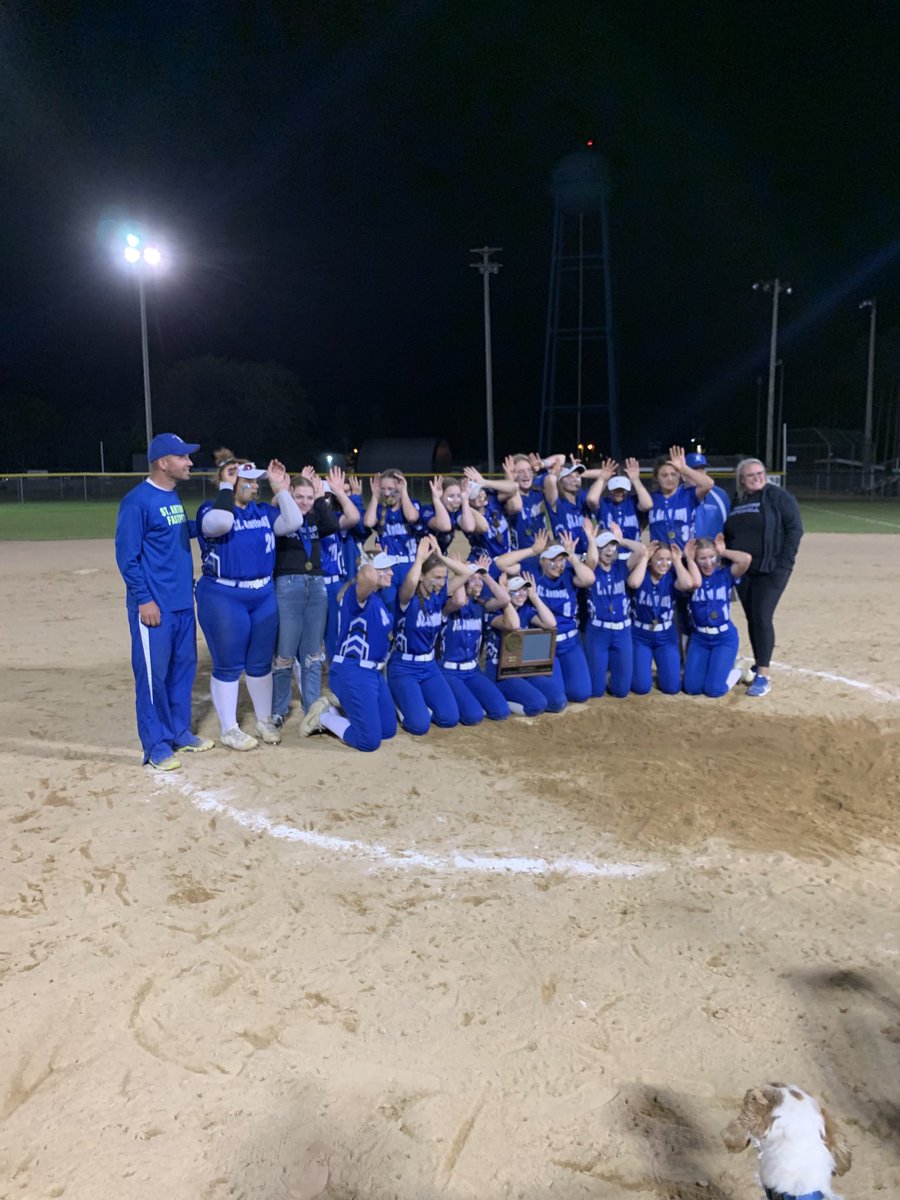 Congrats to St. Anthony Village girls for a great come from behind win to qualify for the State SB tournament   Grand daughter Violet is front row far right.  Grandpa is proud