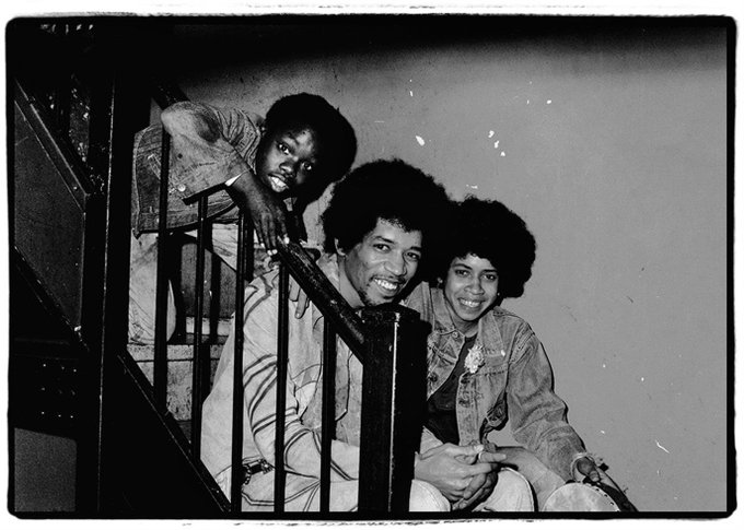 crockpics's tweet photo. Jimi Hendrix backstage with two of the voices of East Harlem, 1969 https://t.co/PR2dYD9Rm1