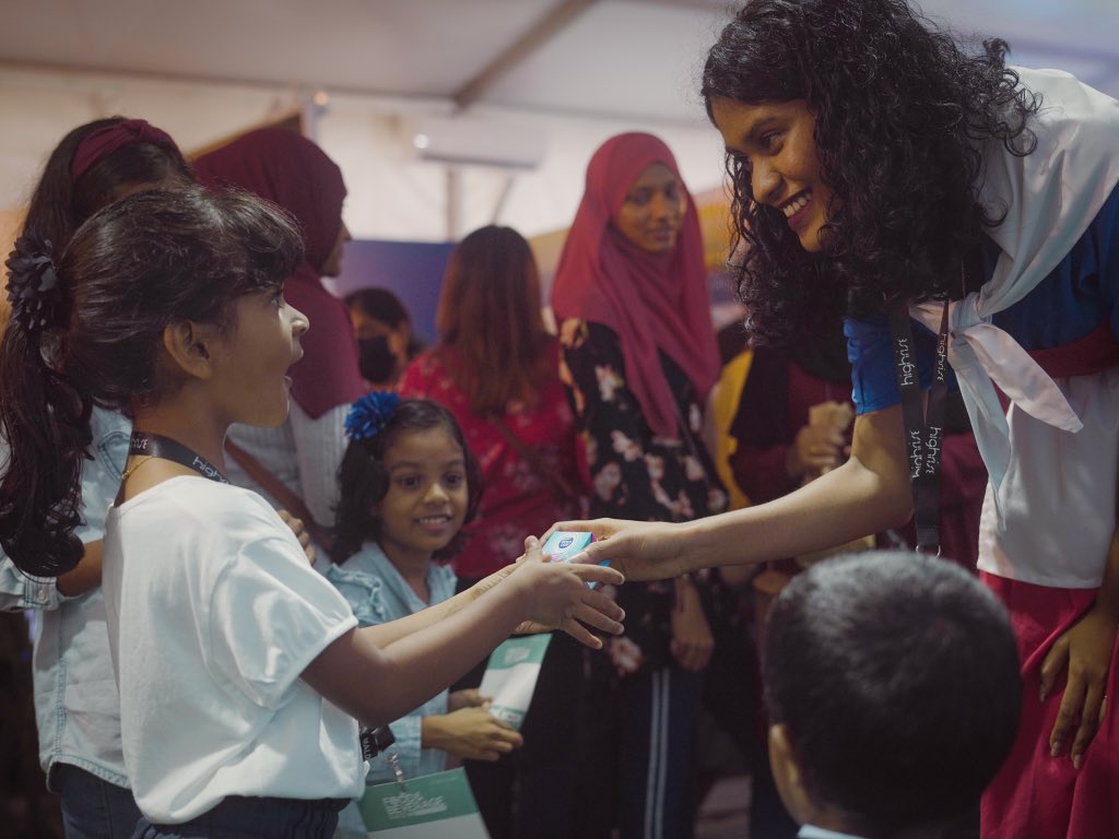 It’s Day 3 of the Food and Beverage show, join us enjoy your favorite flavors of milk to celebrate #worldmilkday .