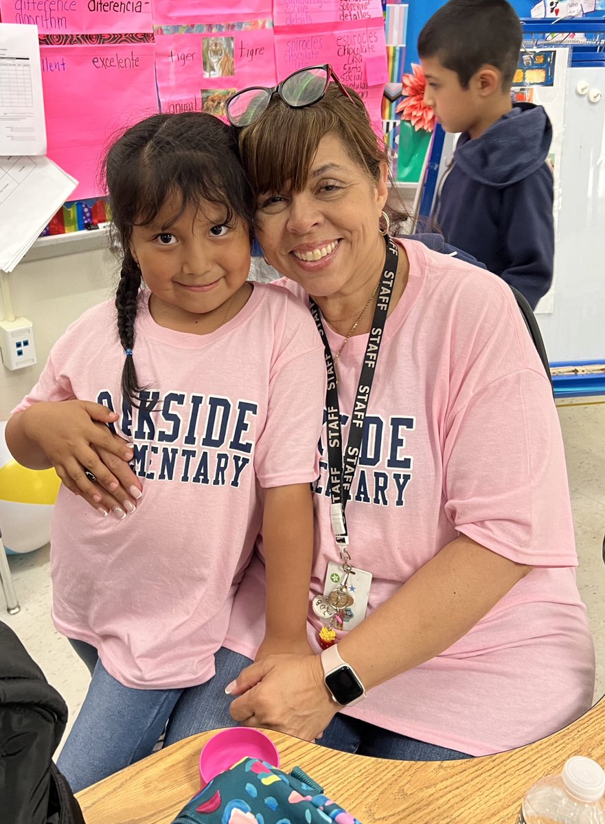 MsHernandezPCSD's tweet image. Seriously, does it get any better than this? #OaksideStrong #PeekskillStrong