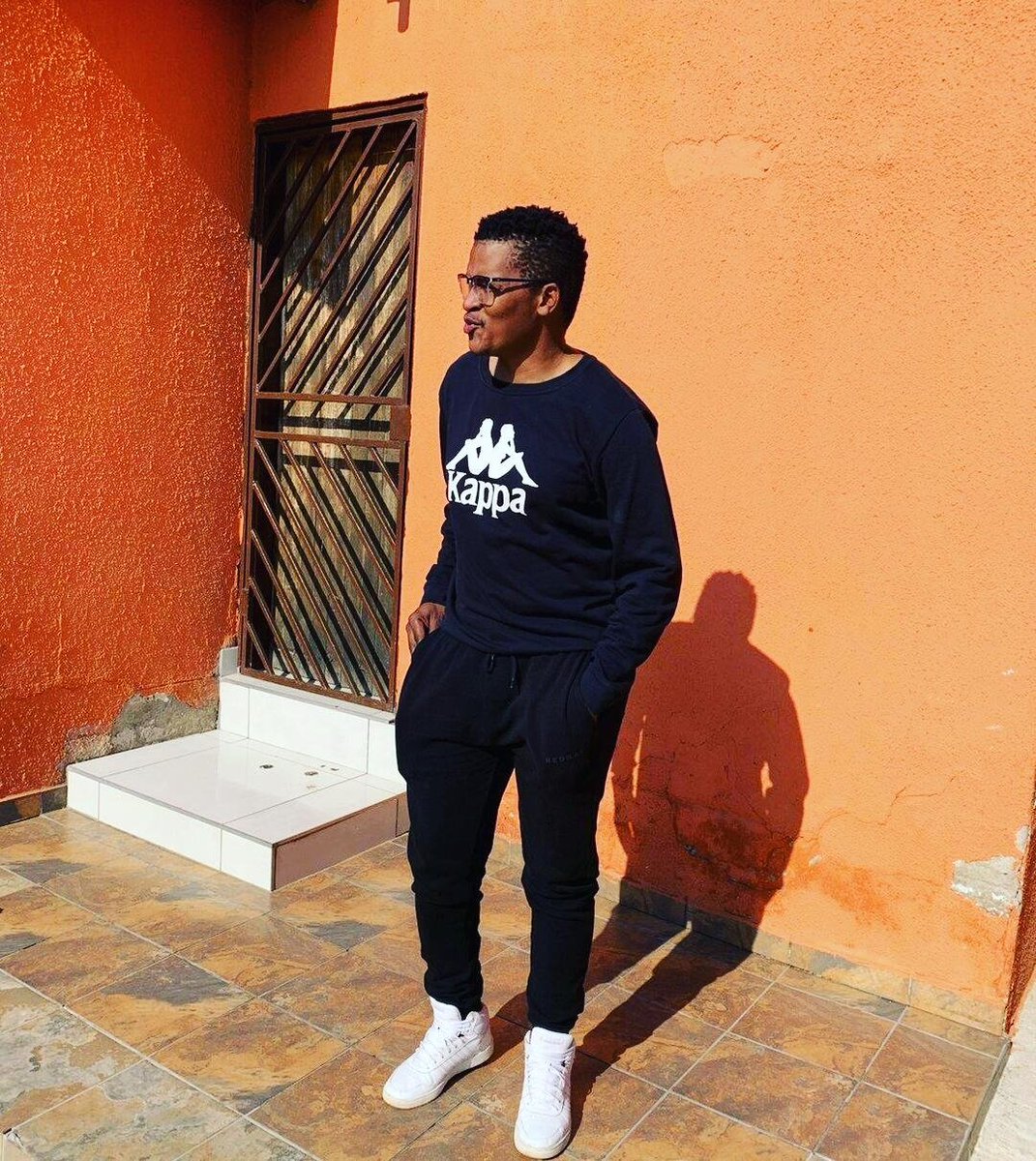 Kwaito72904559's tweet image. 