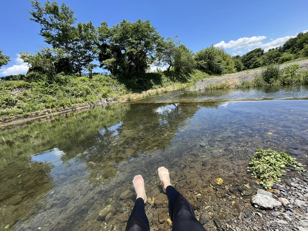 kikuchi_cbr0124's tweet photo. 久々のちょいばいく🛵
天気と気候最高すぎるし、なにより川の季節が来てめちゃ気持ちいい🥳🥳
#ホンダ #CB125R #JC91 https://t.co/4apou3heP6