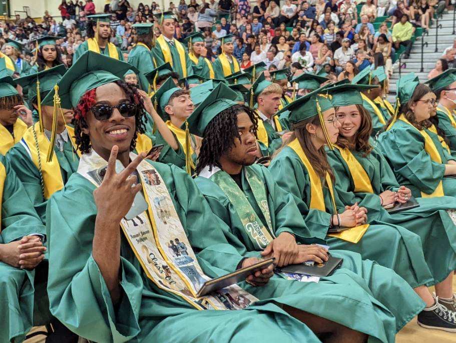 I'm so proud of <a href="/THECASEEAGLES/">Case Eagles</a> 2022 graduates who left The Nest this evening. Congratulations to you all! #ForwardTogether