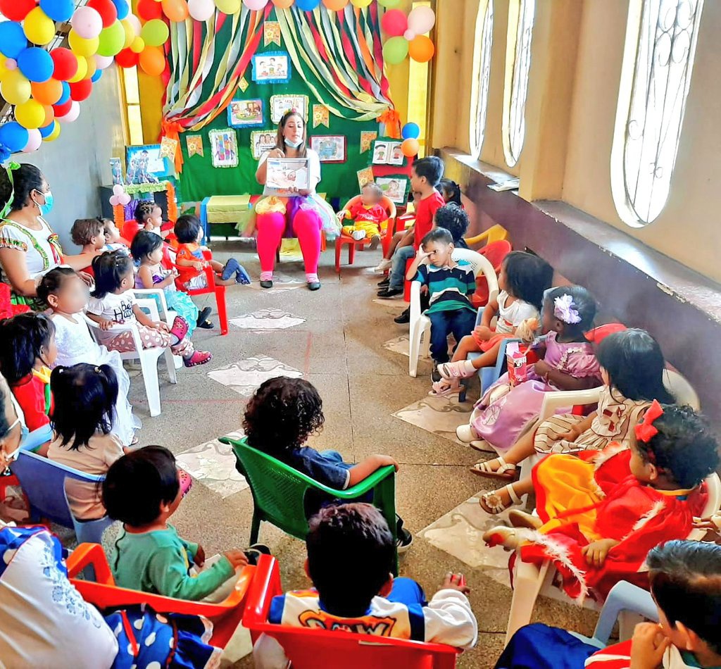 Fundacion_FASH's tweet photo. Sembrad en los niños buenas ideas, aunque no las entiendan; los años se encargarán de descifrarlas en su entendimiento y de hacerlas florecer en su corazón. Fundación Cira Cristina celebra y desea un felíz día a todos esos bajitos que alegran nuestras vidas. @InclusionEc https://t.co/YX1ucir9gC