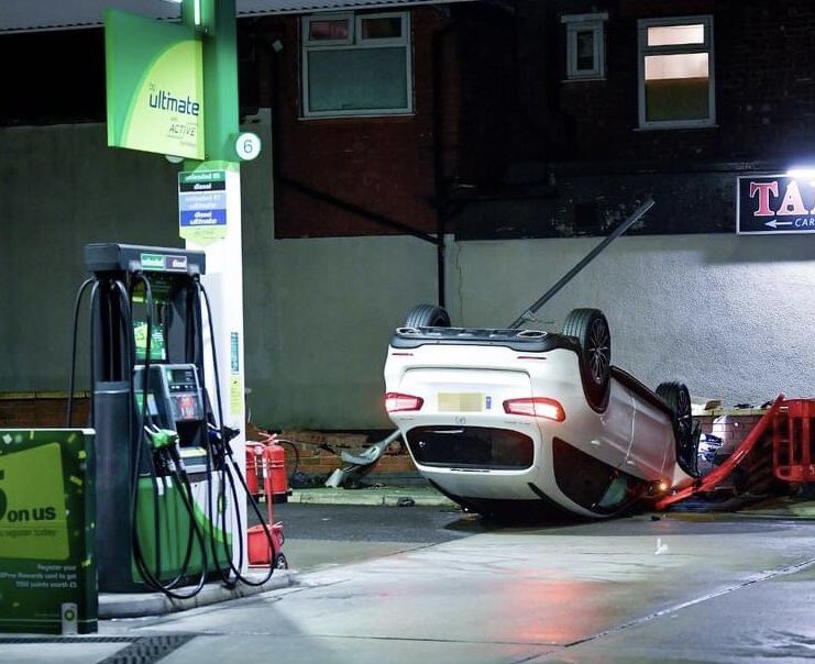 a car fainted after seeing the price of petrol