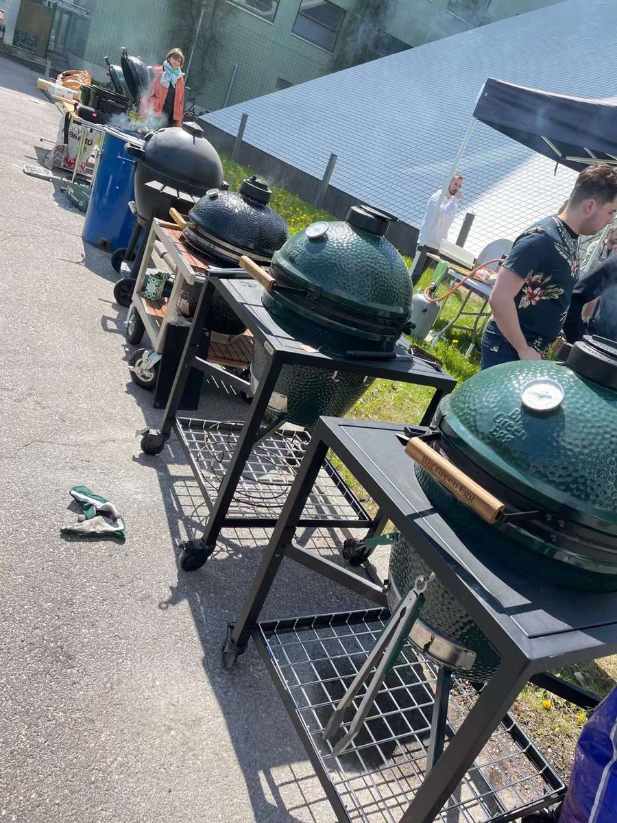 dsliwei's tweet photo. After 3 years, our Division BBQ is back! Fantastic Food! Our new students enjoyed it a lot. This is their first-ever division-level face-to-face social activities. Thanks to the organizers. @helsinkiuni @LifeSciHelsinki https://t.co/uSCUlBnBPh