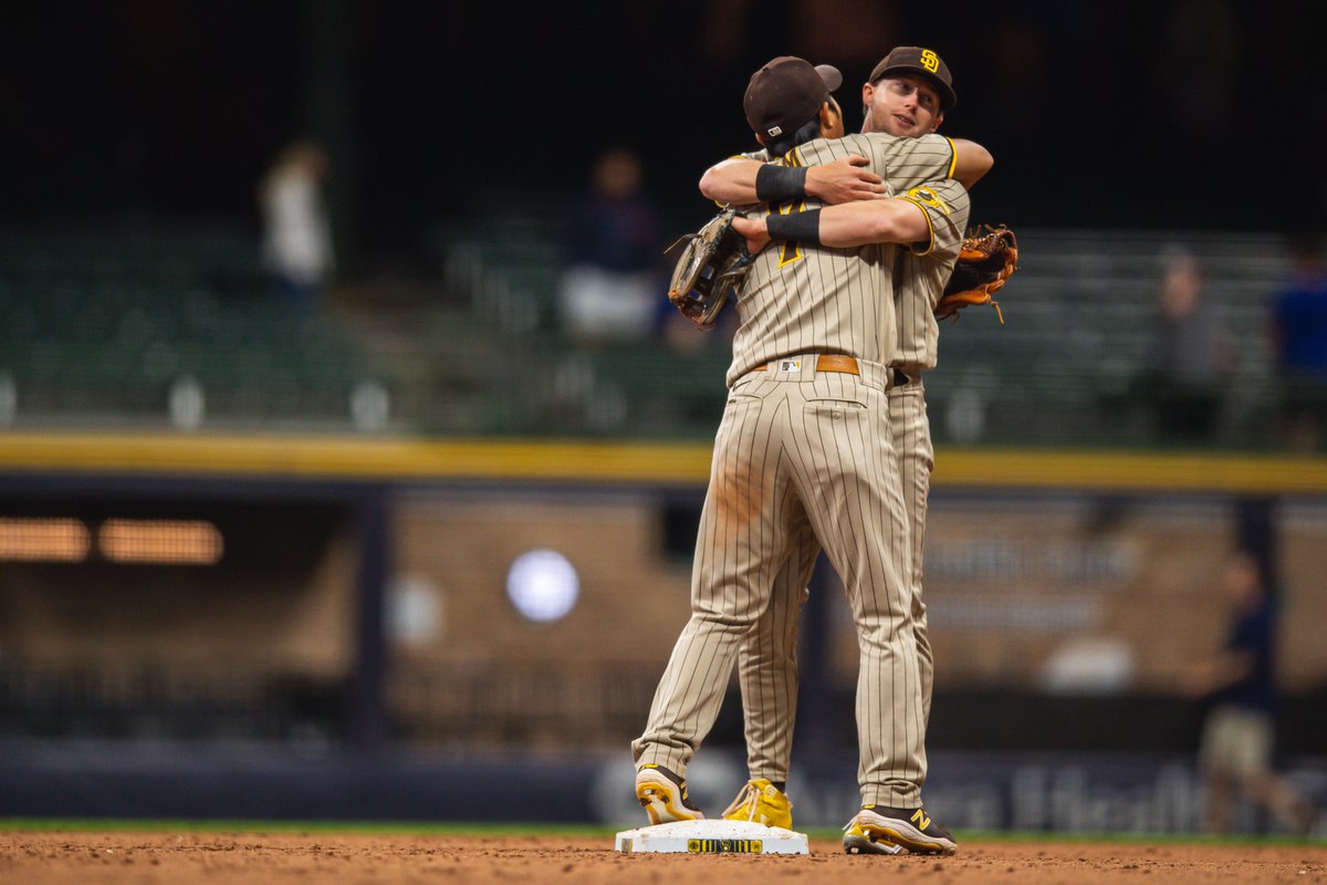 San Diego Padres on X: Hug me brotha!!! #BringTheGold