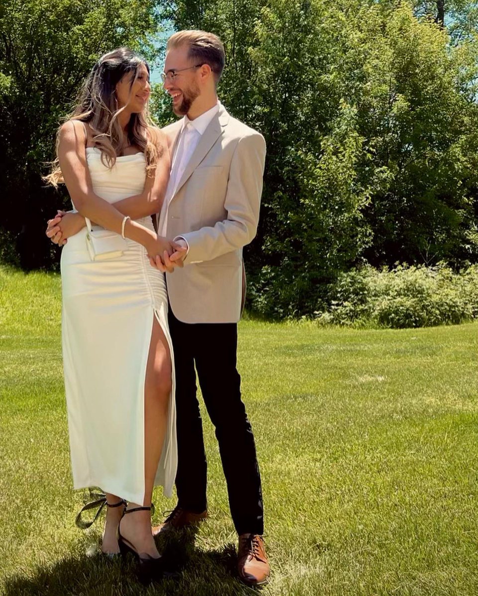 itzeeelcamila's tweet photo. now i understand why nothing made sense before you…it’s you, it was always you 🤍

legally a WIFE now, can’t wait for our destination wedding 🤬 https://t.co/9HA9WtLyXz