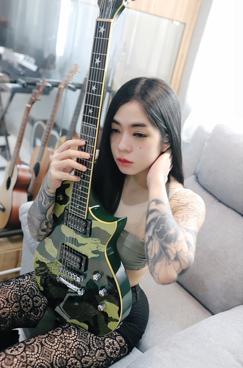 Gm fam ☀️☁️🐰🐣🤍