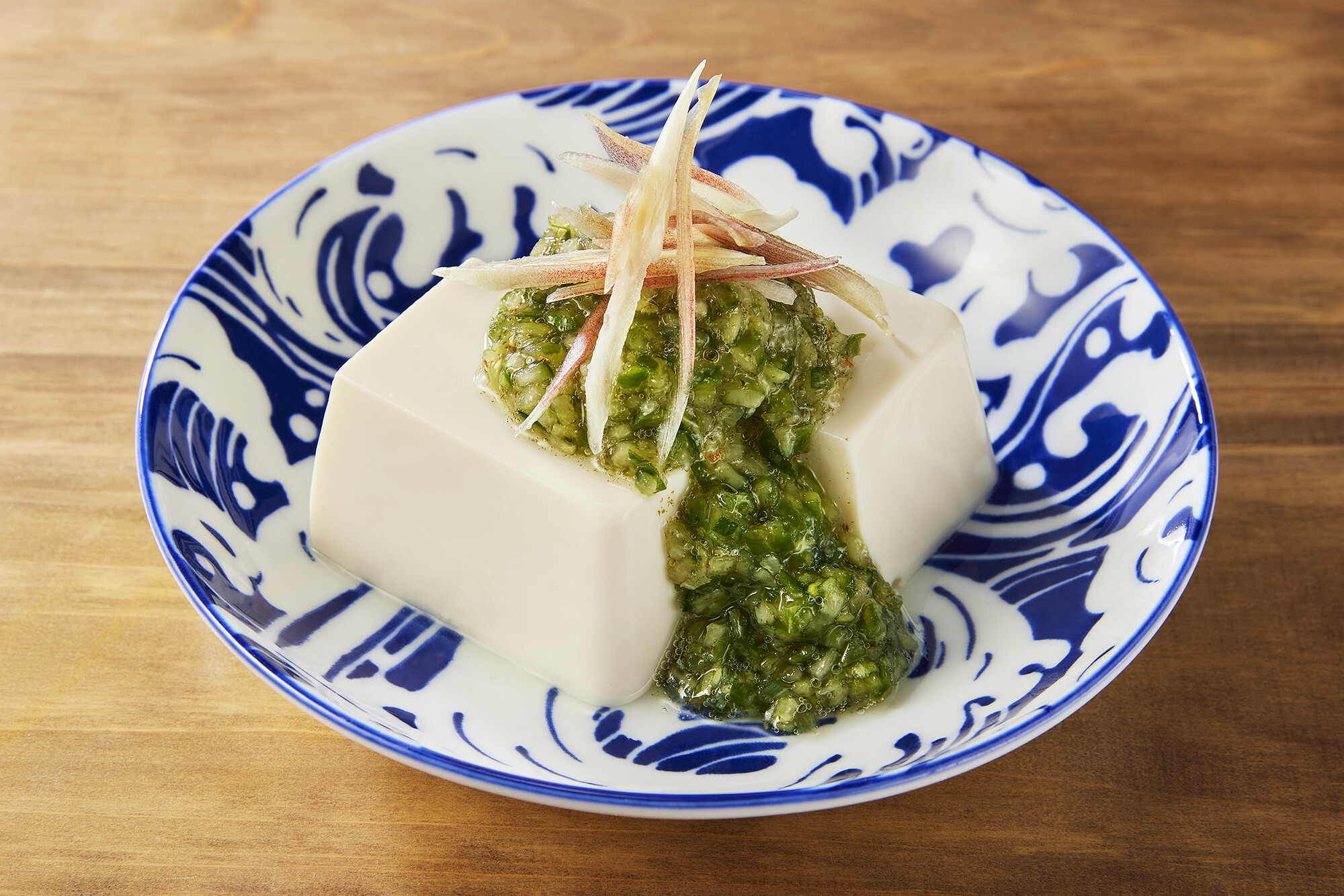 プロント キャンペーン中 山形だし って知っていますか 山形県発祥で きゅうりや茄子などの夏野菜と青じそやみょうがなどの香味野菜を刻んで醤油で和えたものなんです 冷奴にトッピングするとさっぱりとしたおつまみの出来上がり 山形だしの