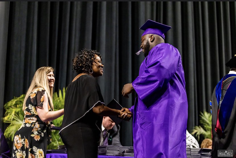 tone99gaines's tweet photo. Still surreal man…..June 2,2012 my grandpa passed just 10 years later that same day I graduated….know he smiling down from heaven. Still have way more to do this was just the first step. #LLPawPaw❤️🕊 #Future49er 💚 https://t.co/92QJuEi2Ev