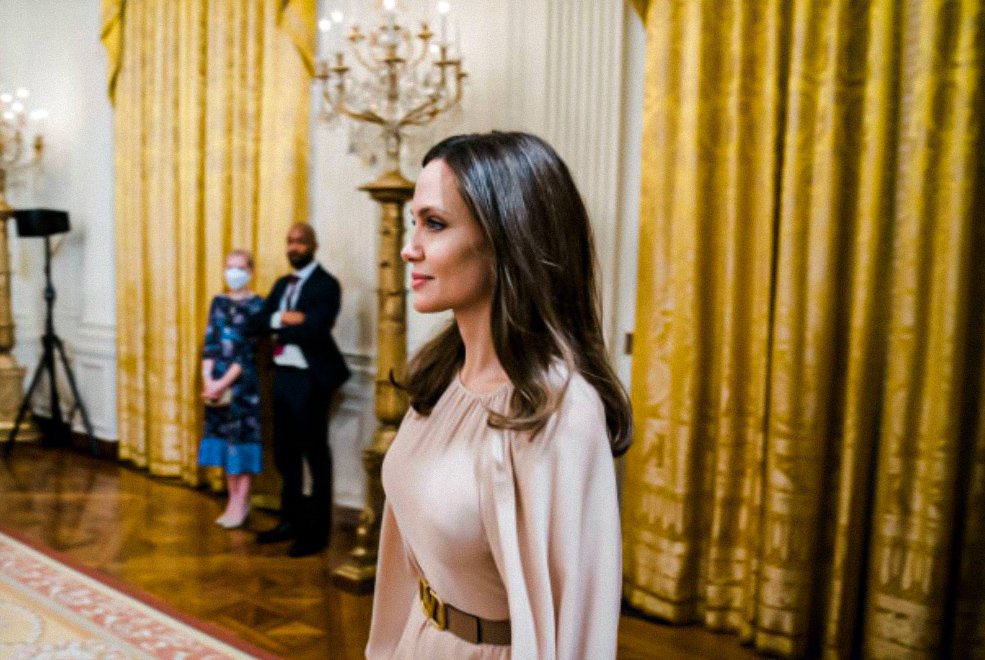 joliebad's tweet photo. Happy birthday to this beautiful soul that inspires me every day. Wishing you a wonderful day! #HappyBirthdayAngelinaJolie https://t.co/SPRq0K1lMO