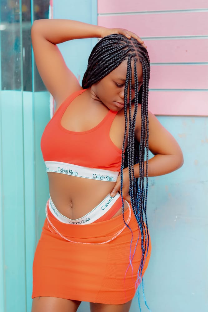 Coraessayhelp's tweet photo. Tulisema ukiona Calvin Klein unafanyaje https://t.co/O1Fe33eu4K