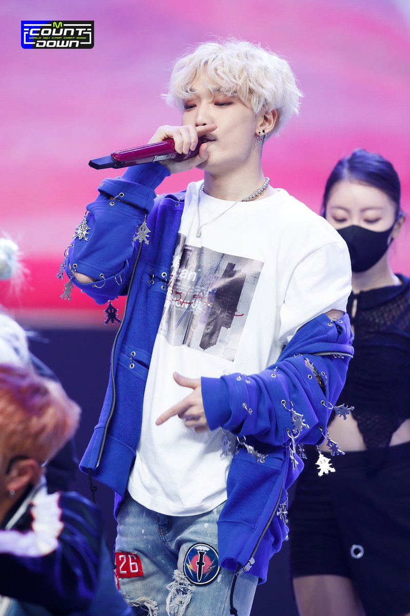 jzzzindaeyo's tweet photo. I'm a singer because of my fans - BOBBY

#BobbyYouAreLoved
#BOBBY #바비 #iKON #아이콘  
@bobbyranika @YG_iKONIC https://t.co/ecqoAJmU0e