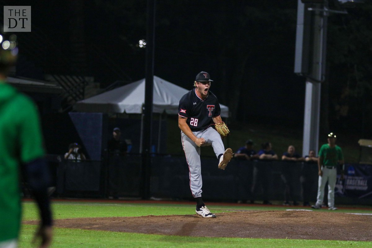 DT Multimedia tweet media