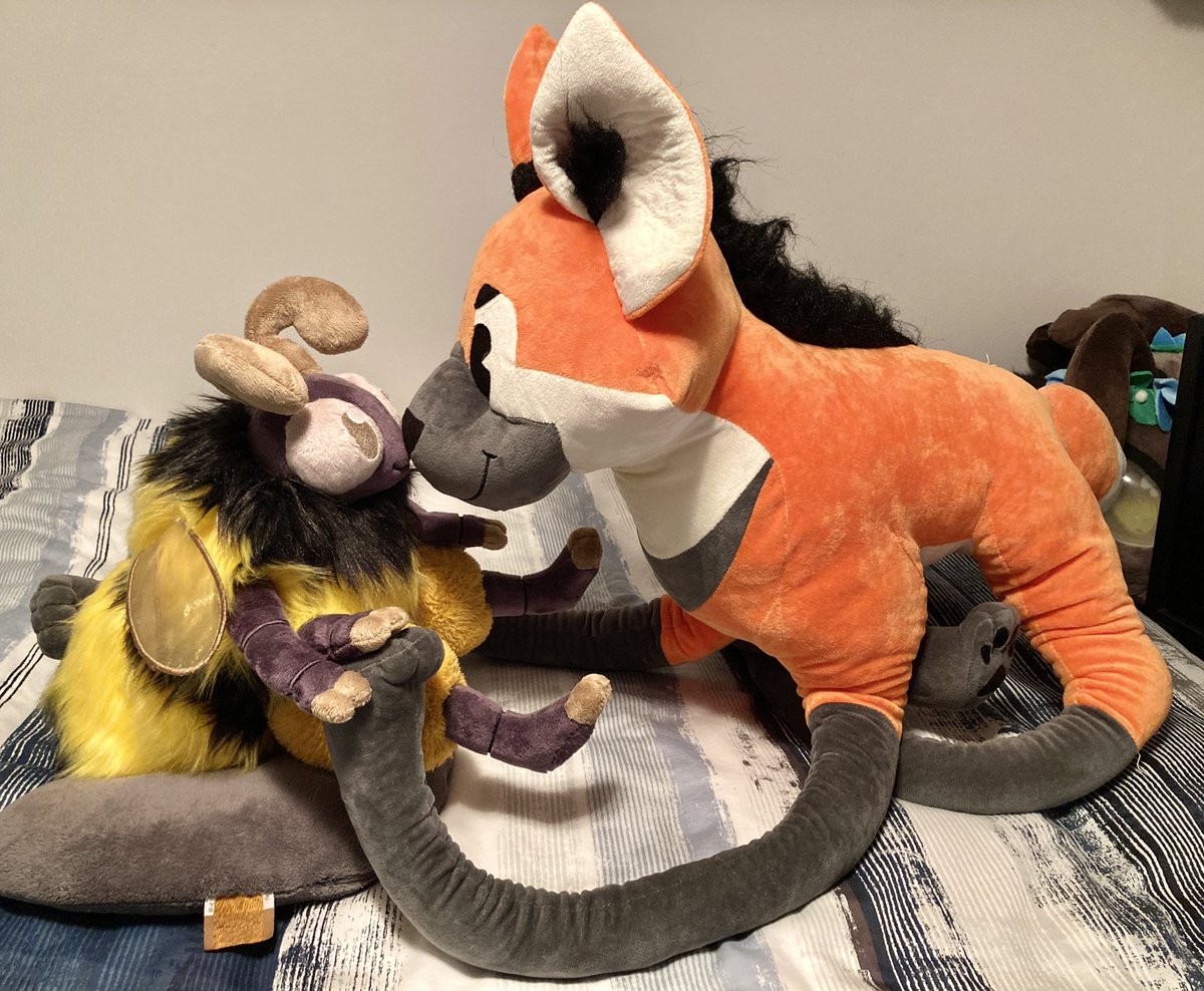 Gracewolf's tweet photo. @ThatTrafficCone @CreepCatToyCo @SoCashi Boop complete ✨

(Admittedly a little more romantic than intended lol) https://t.co/JEEqx5Ldcu