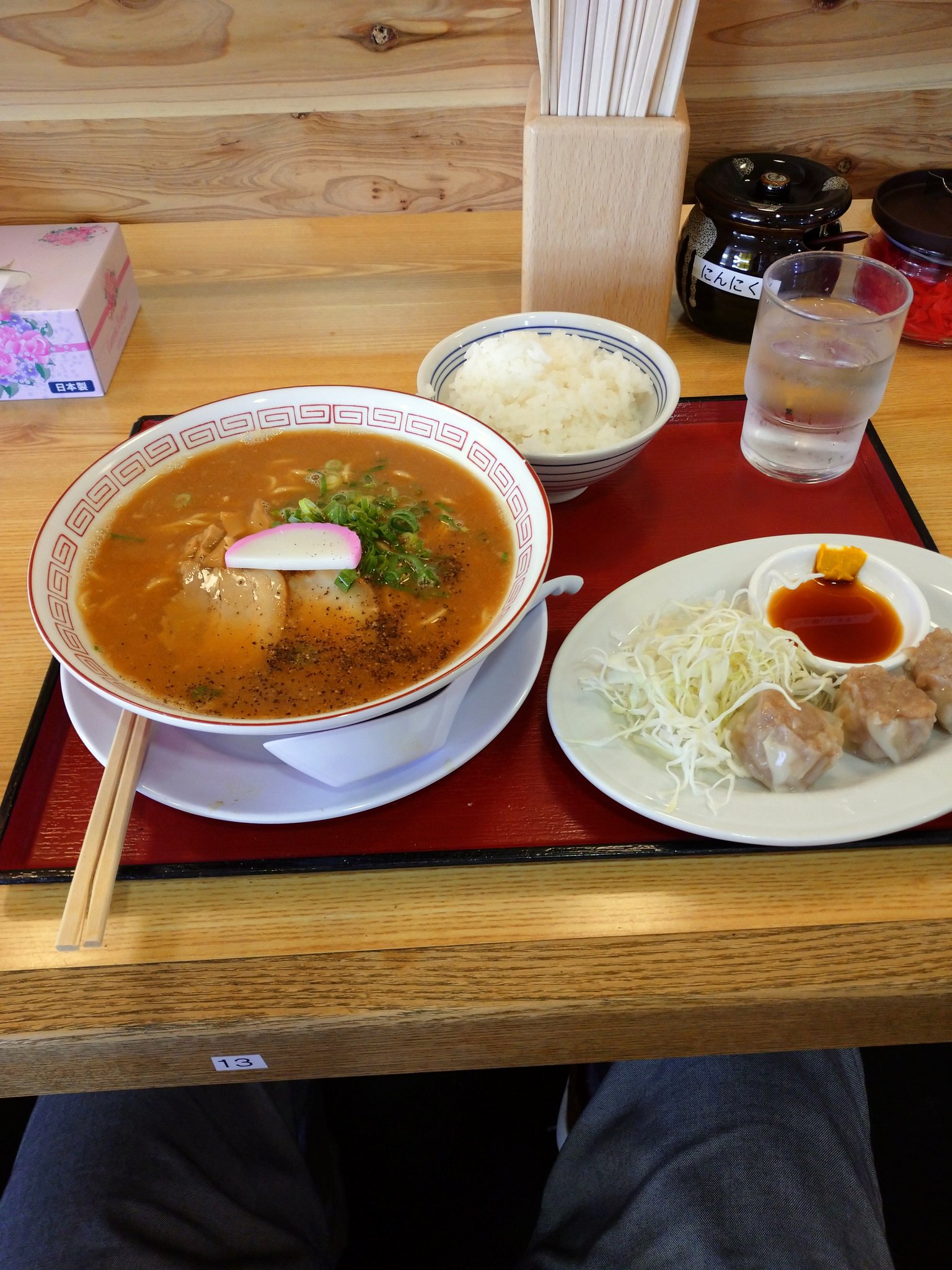 Golf13 紀の川市の天鳳に行きました シュウマイがセットになってるのは 和歌山では珍しい スープは少しどろっとしていて濃い味付け ご飯に合うわー ラーメン 天鳳 T Co Js3hujfgxr Twitter
