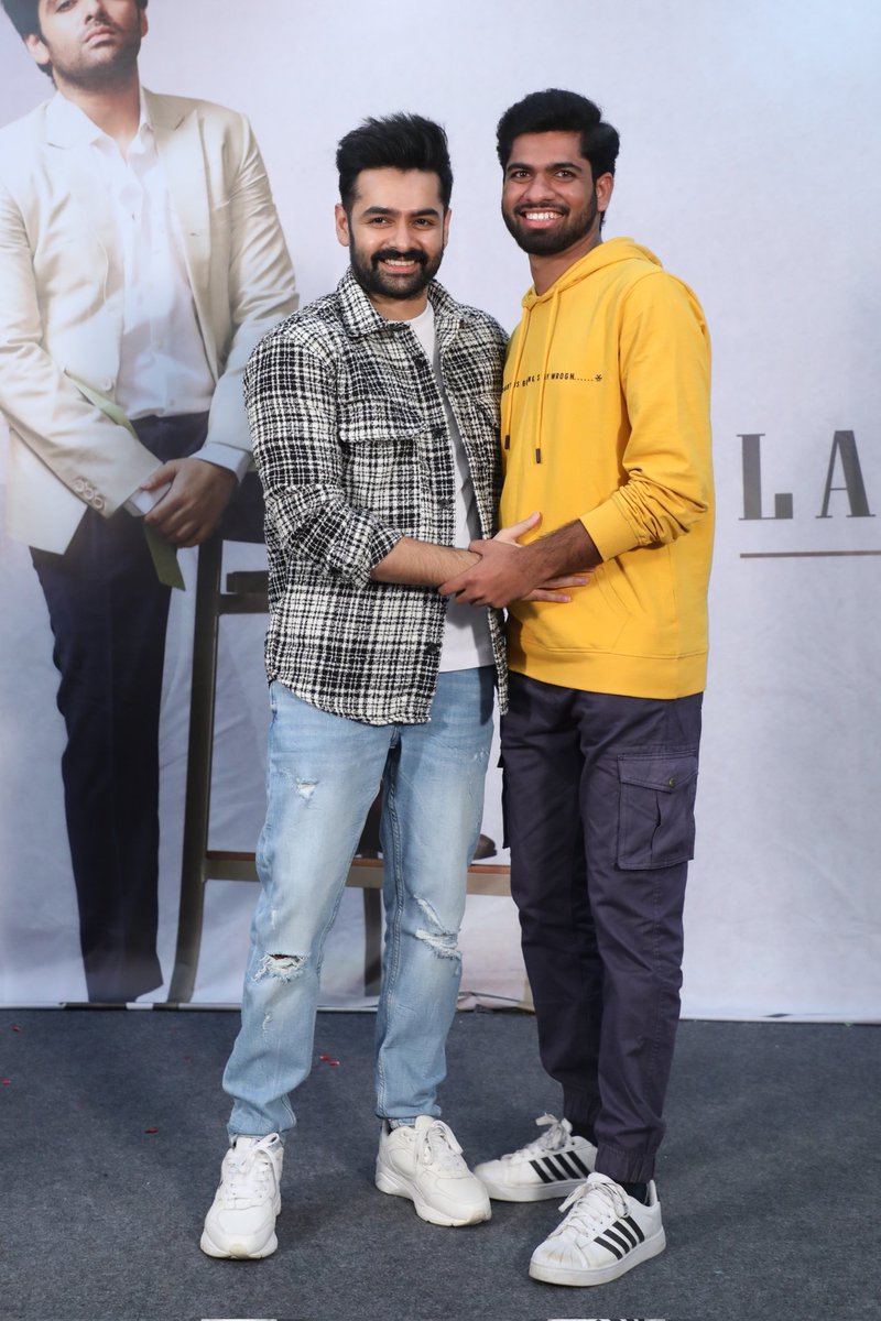 Maheshnagram151's tweet photo. Wishing a very Happy Birthday bro @RamUniversal1 💐 have alot's of happiness & Good Health in ur life💐
Have Great Year ahead🤩✌️
Keep rocking with your edits👌👏
#ramfan #Forever https://t.co/guIJbMa8b0