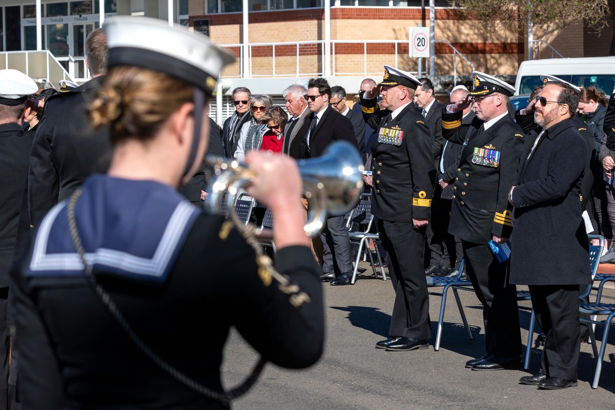 Australian_Navy's tweet photo. On the 31 May 1942, three Japanese midget submarines entered Sydney and launched an attack. This week, HMAS Kuttabul personnel recognised the 80th anniversary of the sinking of #HMASKuttabul during a ceremony in Sydney.
STORY ➡️: https://t.co/wNkaCW7ouJ #LestWeForget #AusNavy https://t.co/LwPUdWUalC